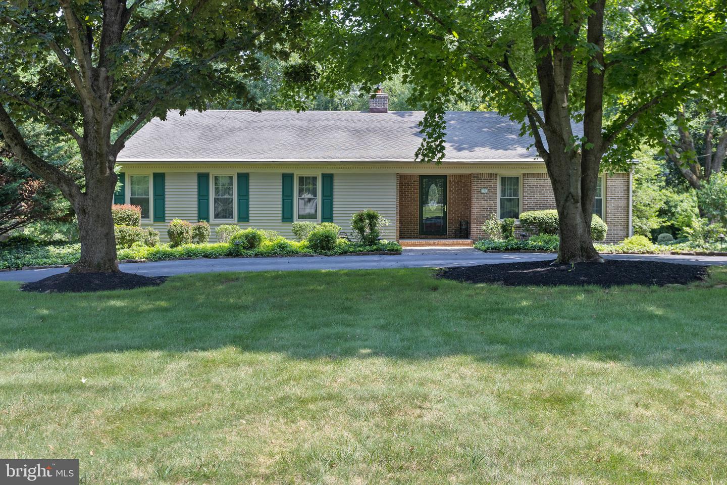 144 Richardson Rd — photo