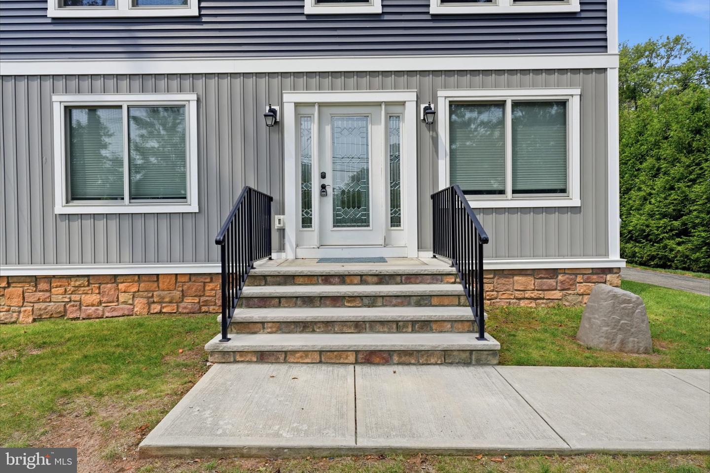1633 Reed Road, Pennington, NJ 08534 — photo 3