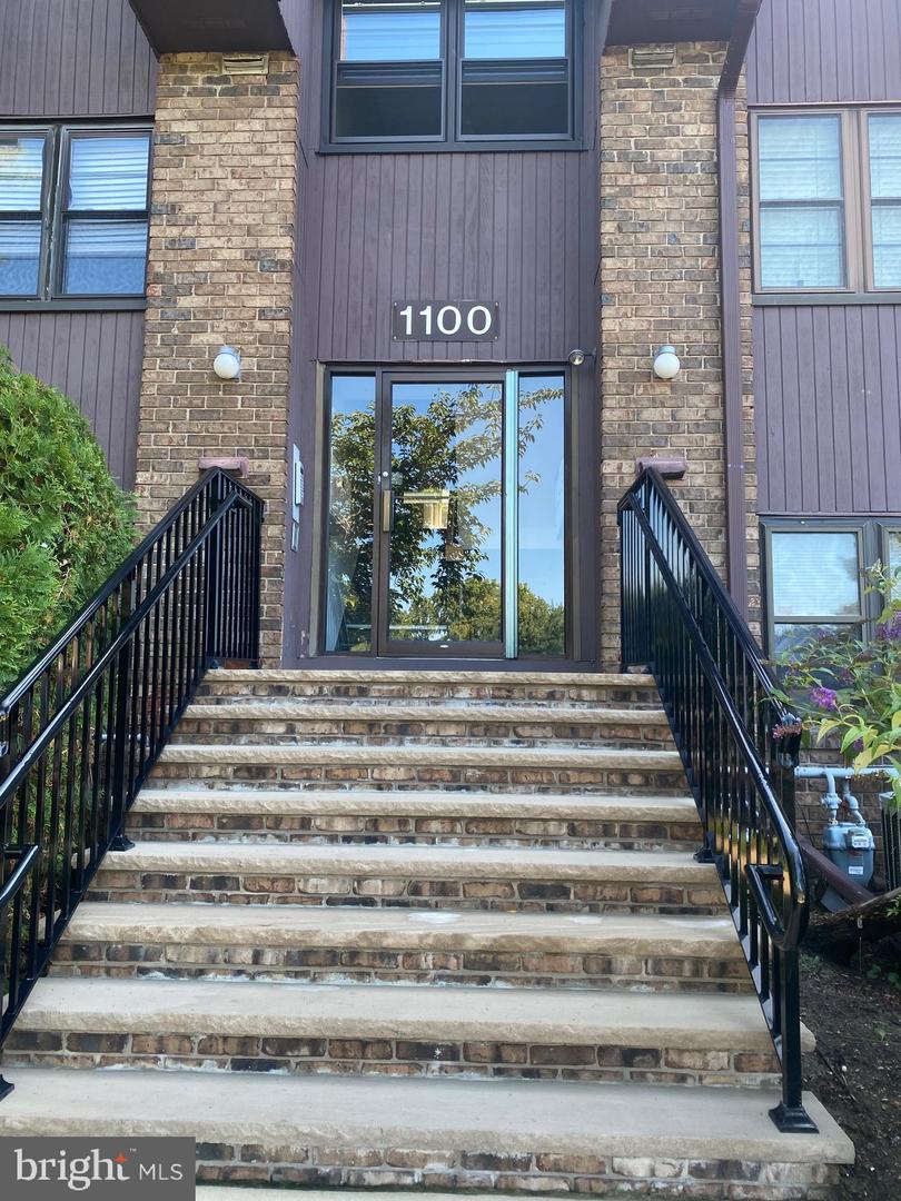 1131 Country Mill Dr — photo