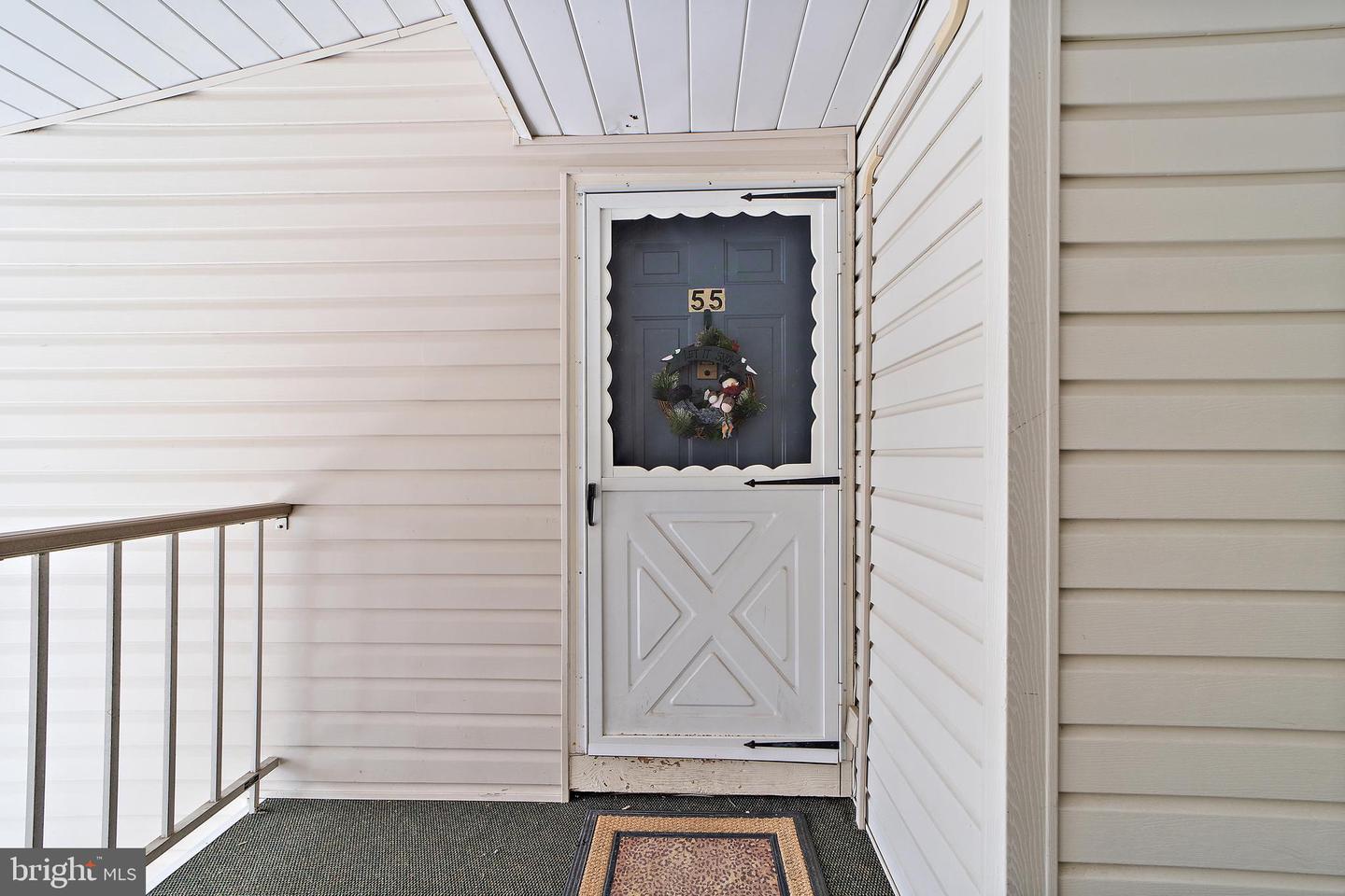 55 Willow Ct — photo