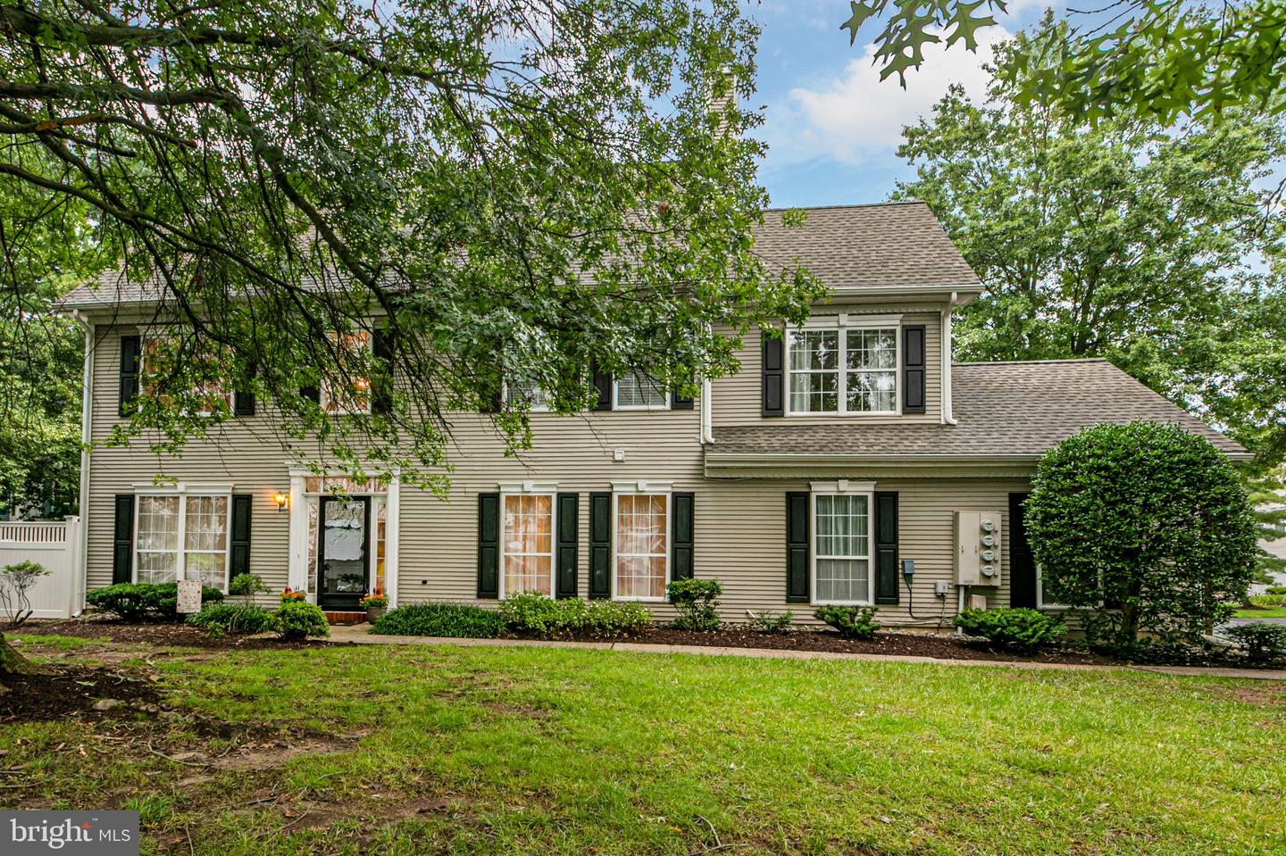 1 Howe Ct — photo
