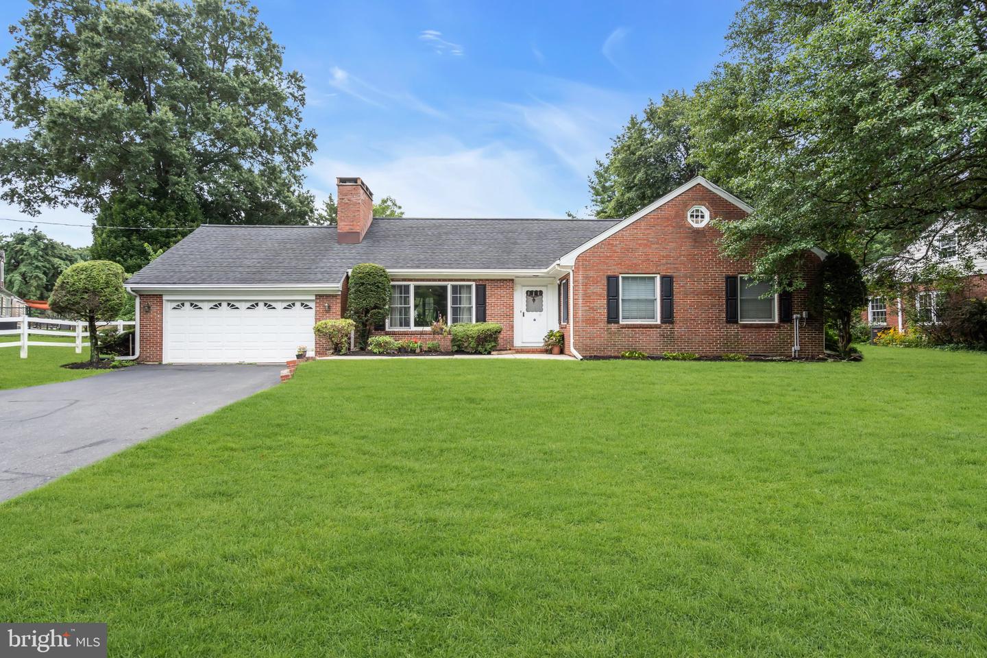 402 Washington Crossing Pennington Rd — photo