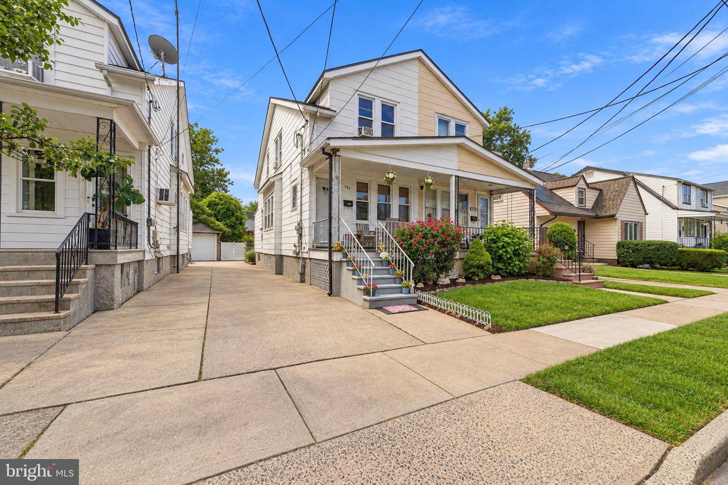 357 Connecticut Ave — photo