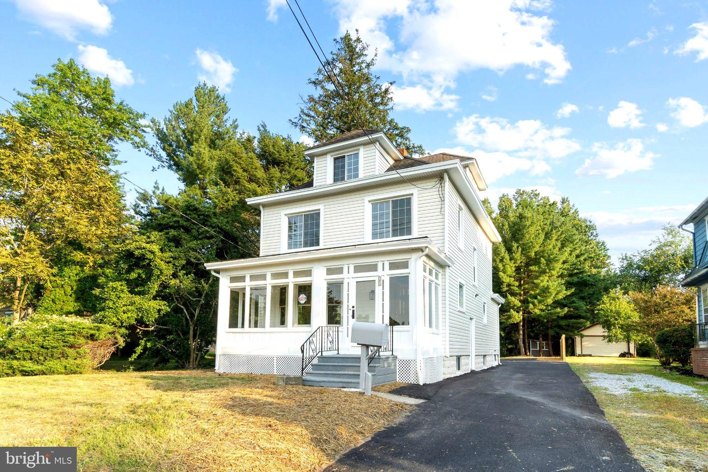 71 Carlton Ave — photo