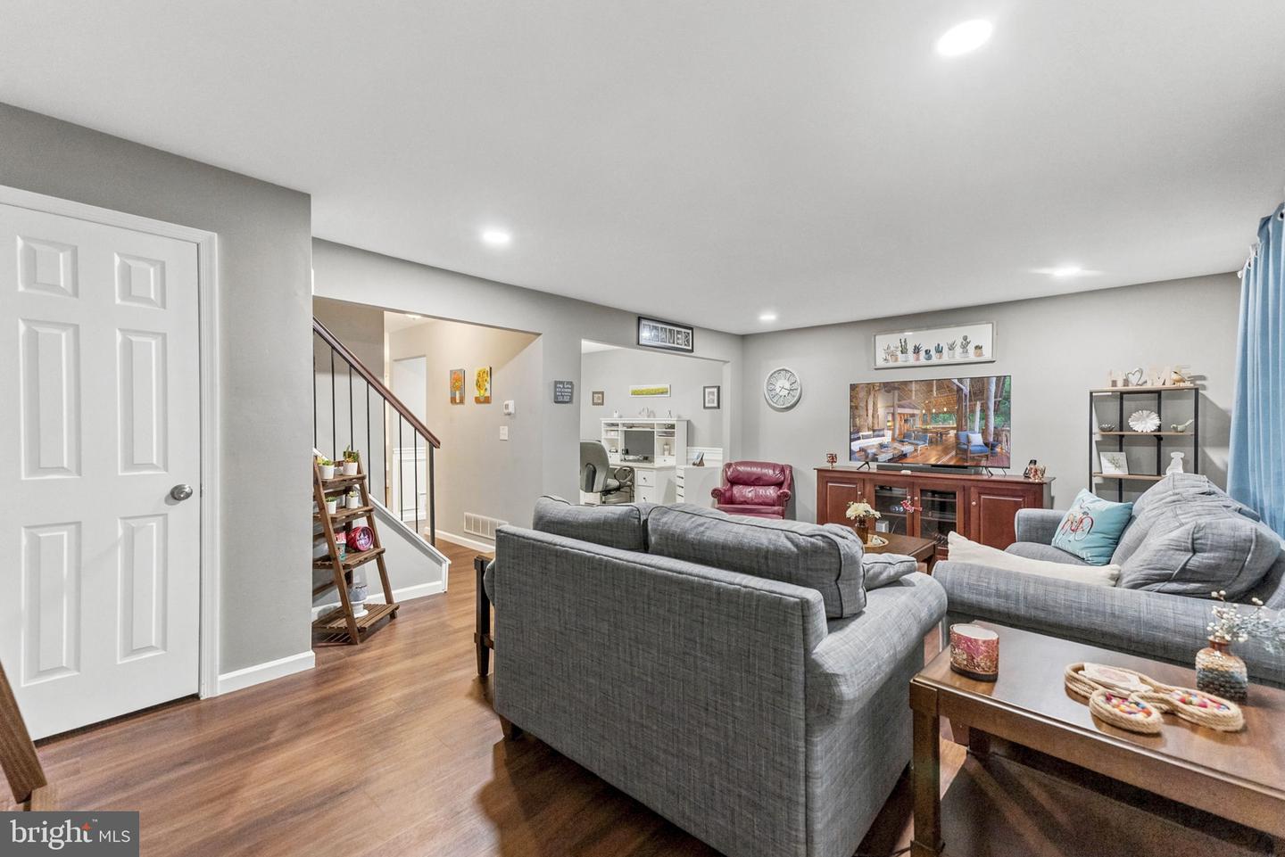 6 Devonshire Court, Ewing, NJ 08628 — photo 2