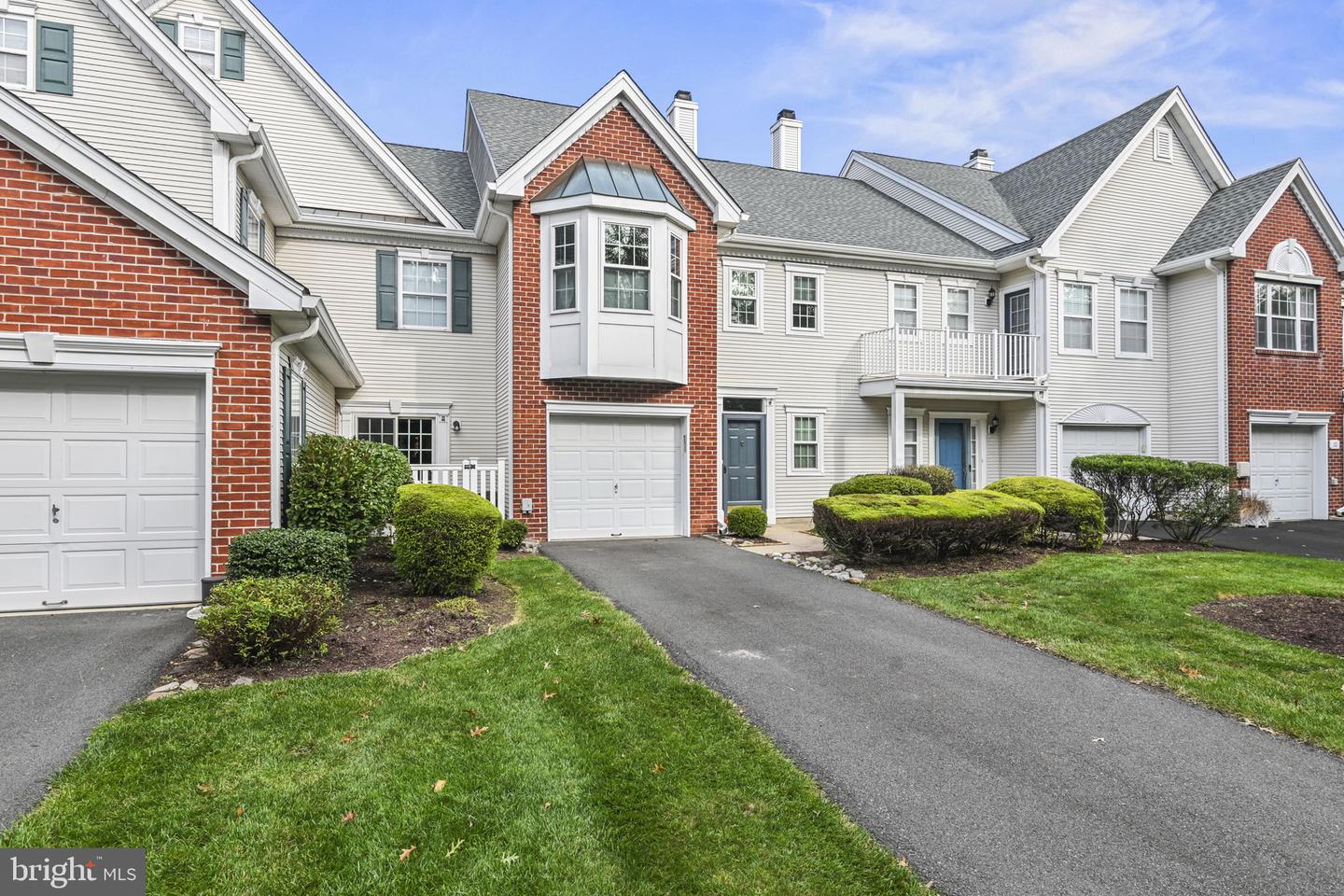 14 Hilton Ct — photo