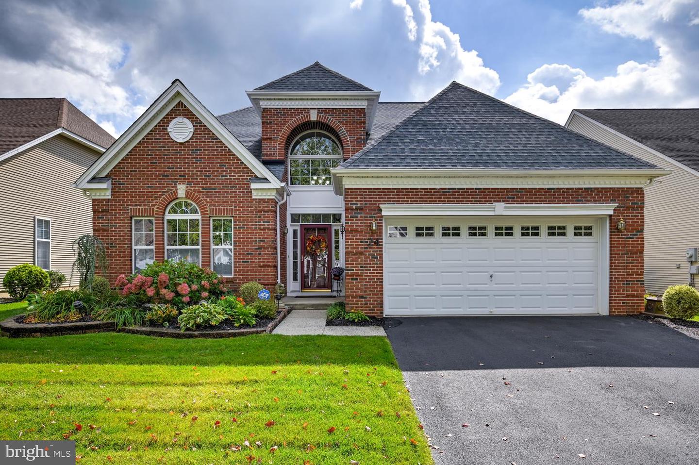 24 Monte Carlo Dr — photo