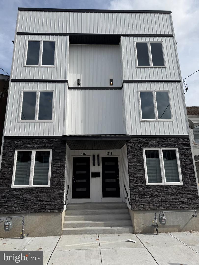 816 S Clinton Ave — photo