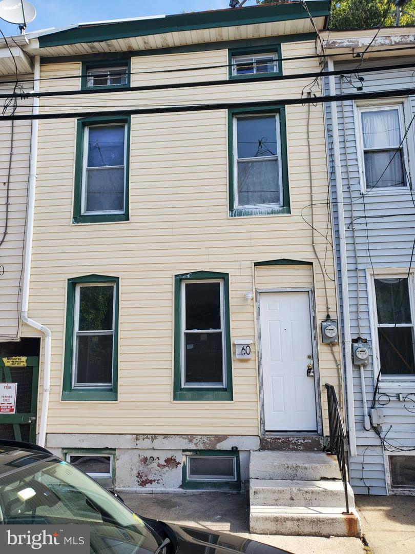 160 Girard Ave — photo