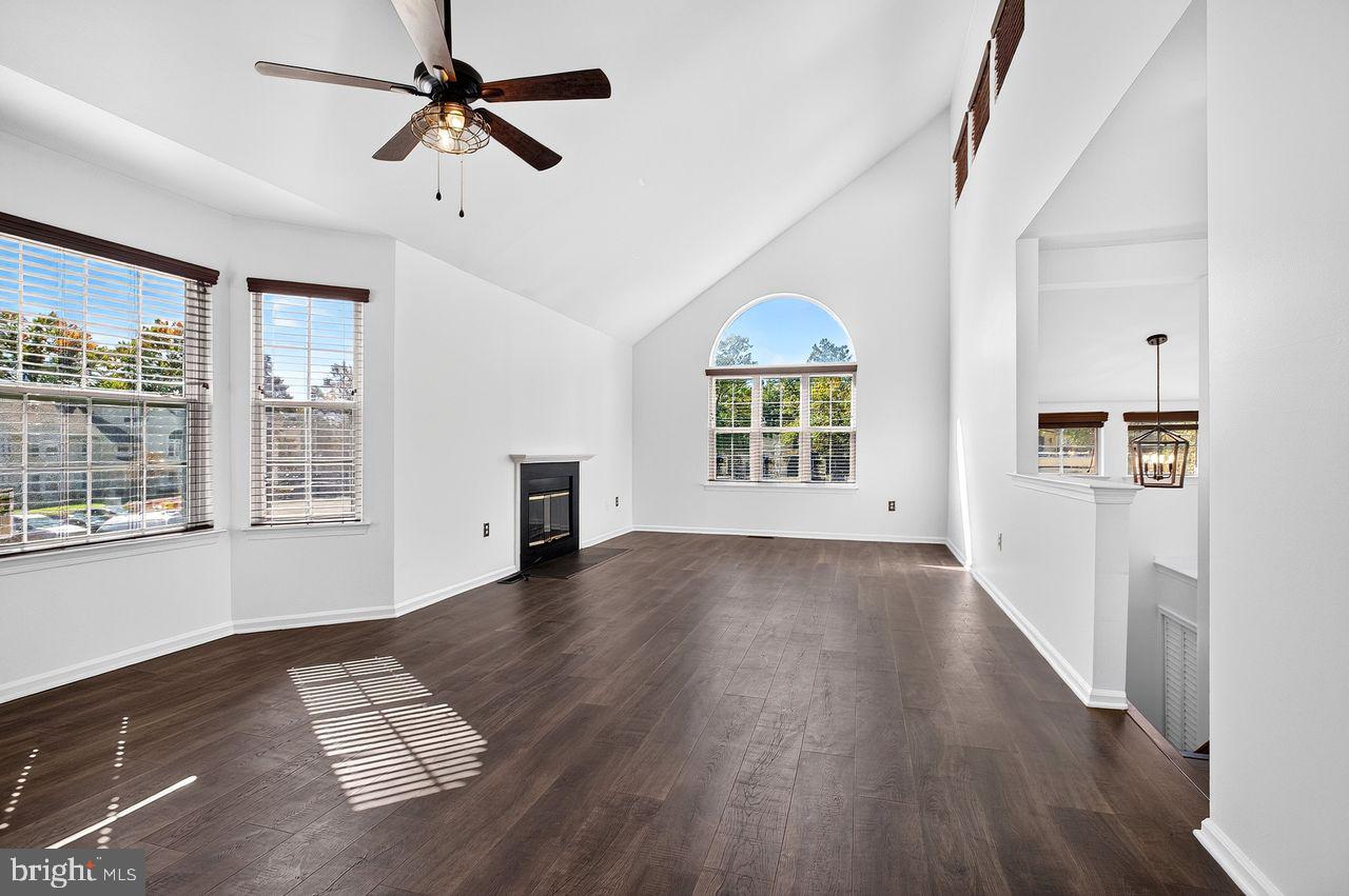 18 Dennis Ct #18 — photo