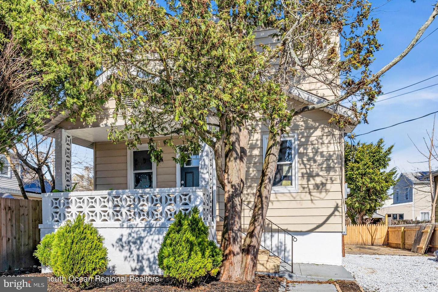 18 Fisher Ave — photo