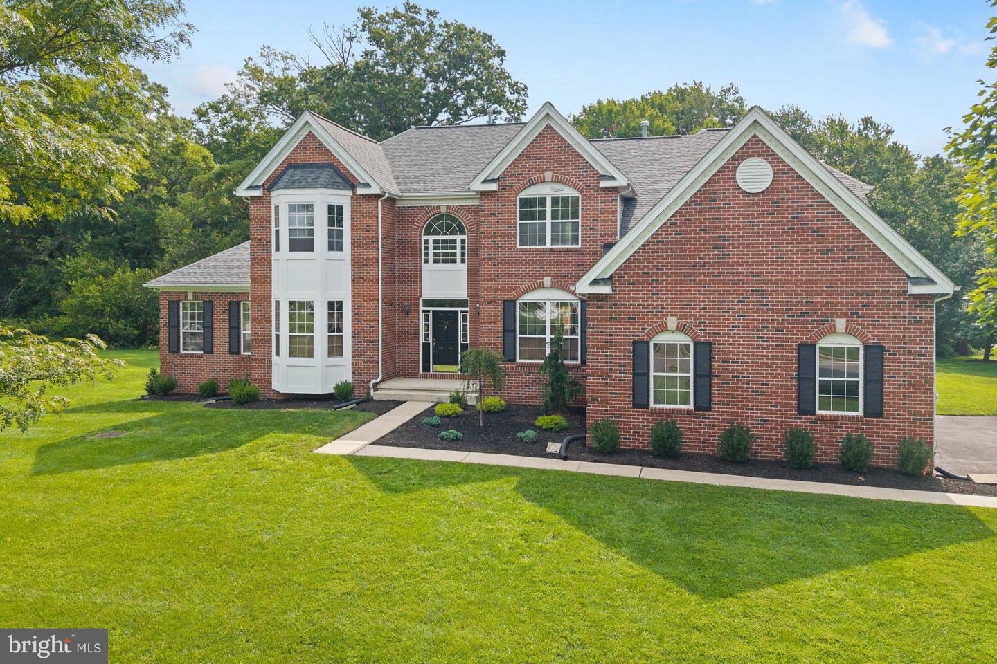 39 Cliffwood Drive — photo