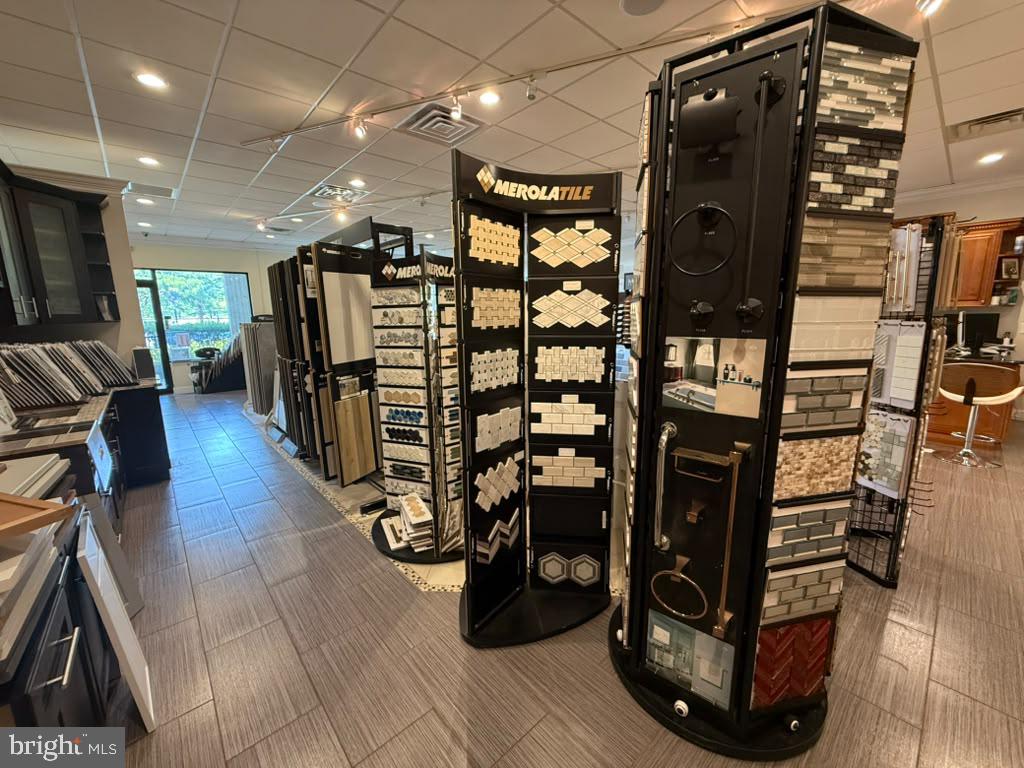 660 Plainsboro Rd #Store #9 — photo