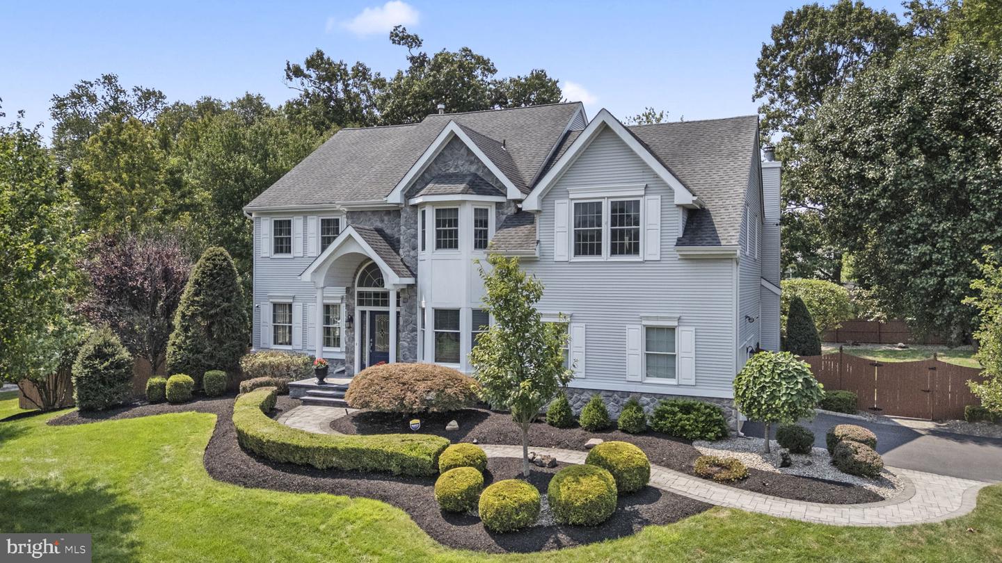 16 Cummings Rd — photo