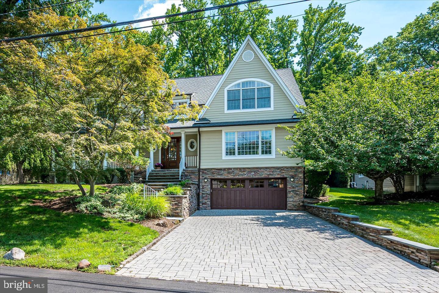 4 Edgewood Rd — photo