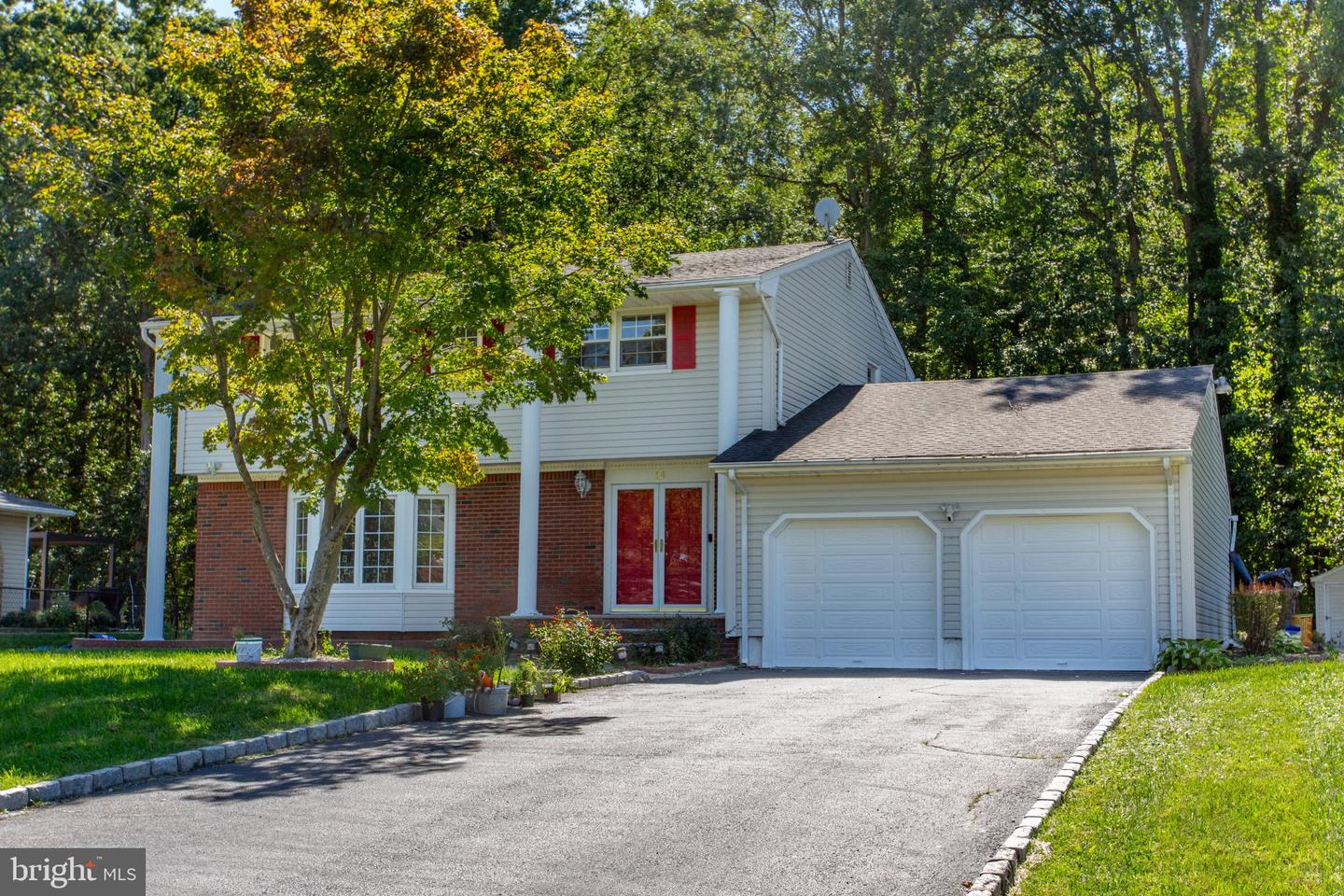 14 Woodmere Rd — photo