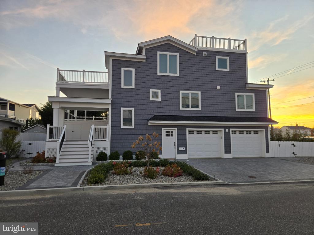 718 N Long Beach Blvd — photo
