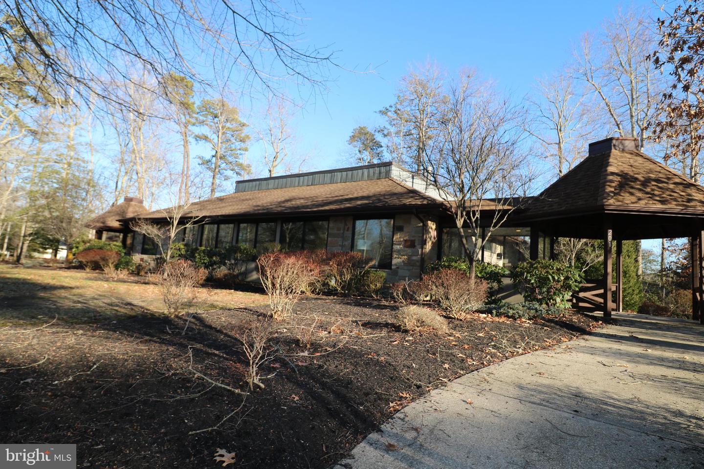 201 Shenandoah — photo