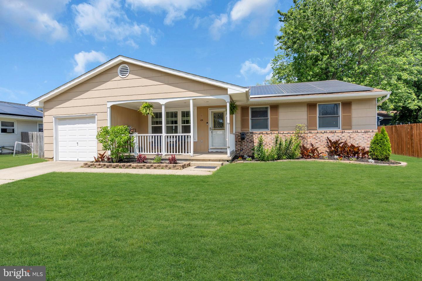 105 Boulder Lake Dr — photo