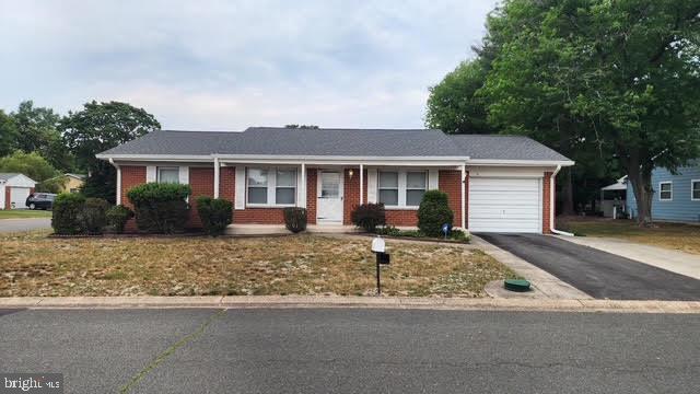 5 Monmouth Ln — photo