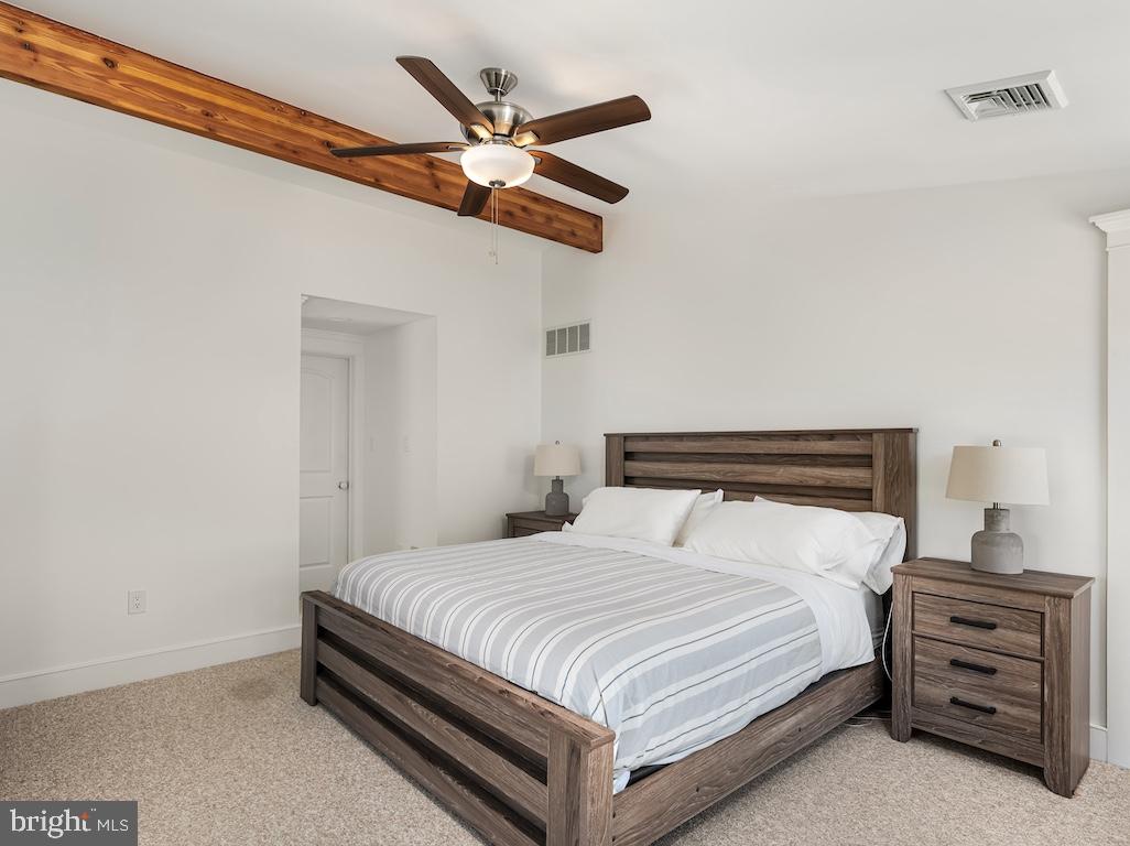 6305- B Long Beach Blvd — photo