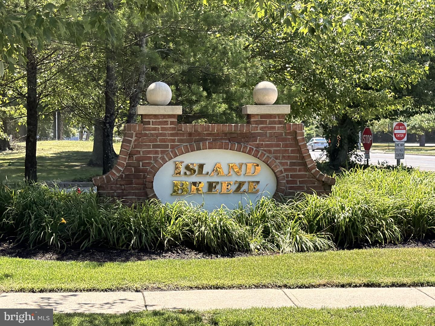 25 Island Breeze Ct — photo