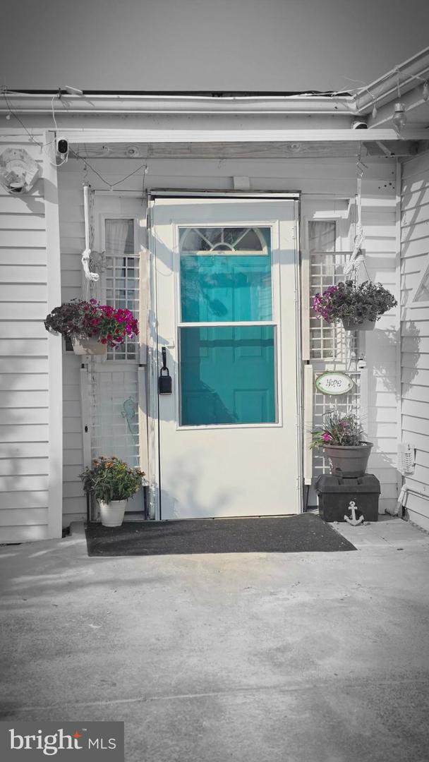 109 E Mohawk Dr — photo
