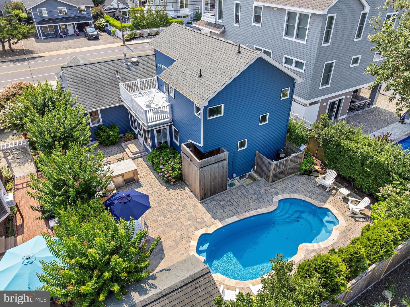 1106 S Beach Ave — photo