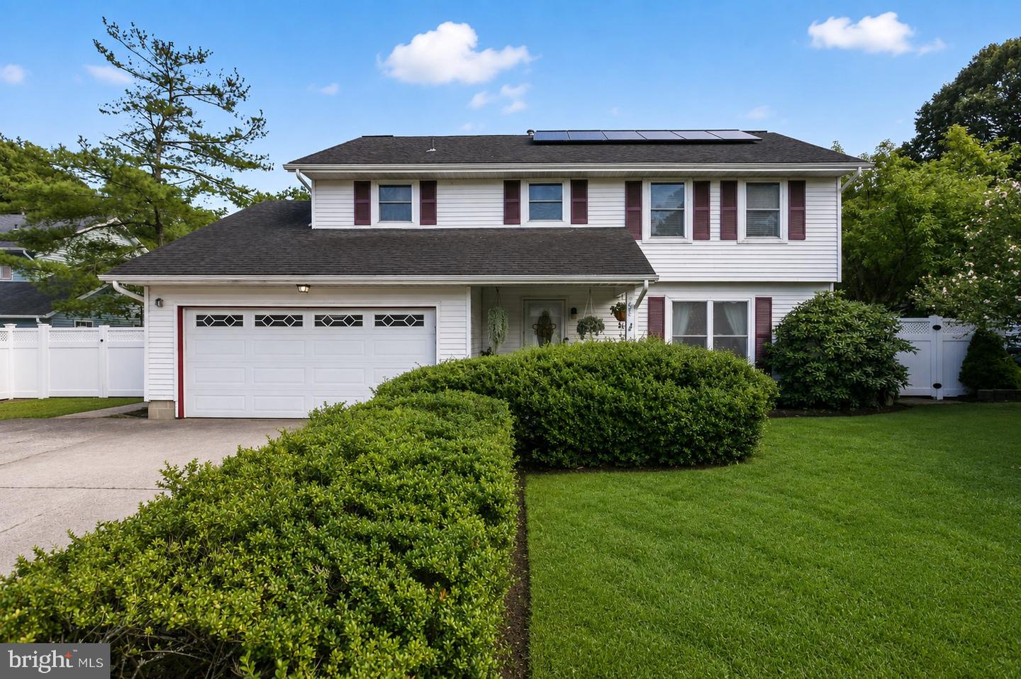 208 Cedarbrook Ct — photo