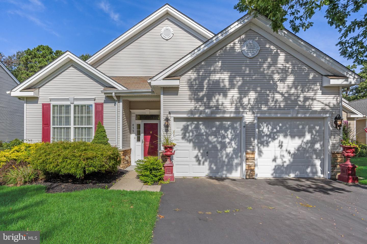 459 Golf View Dr — photo