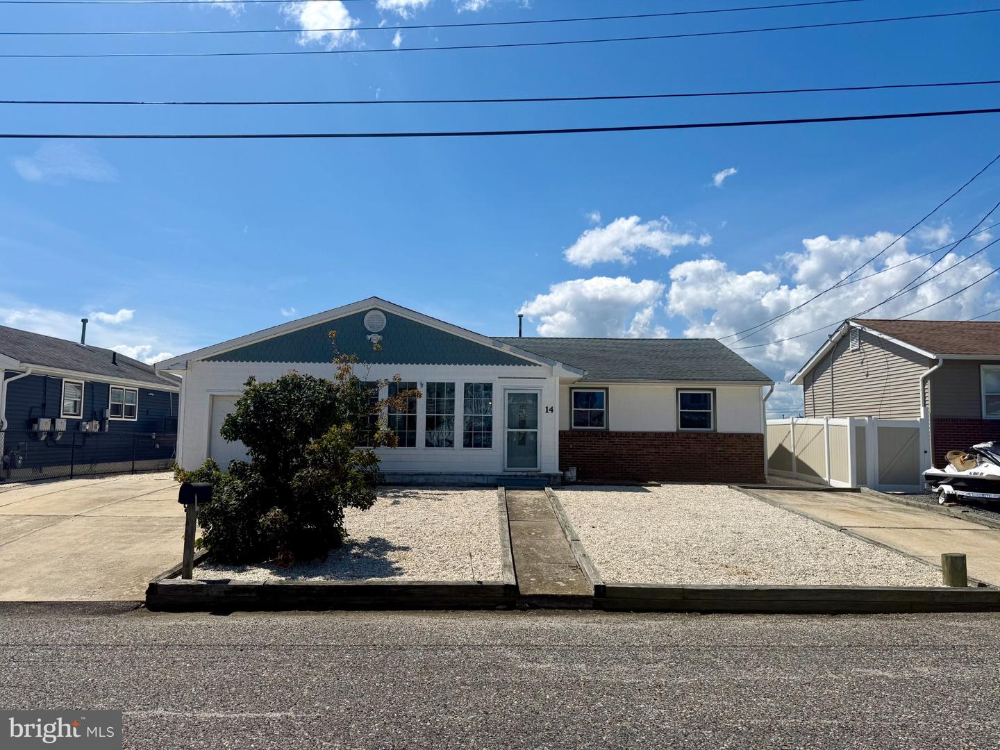 14 S Boston Dr — photo