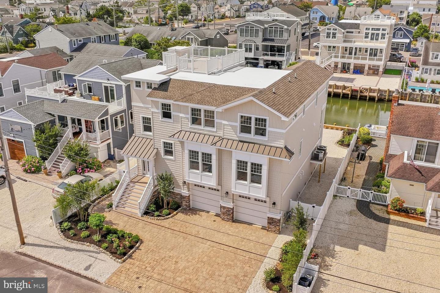 4 W Dune Ln — photo