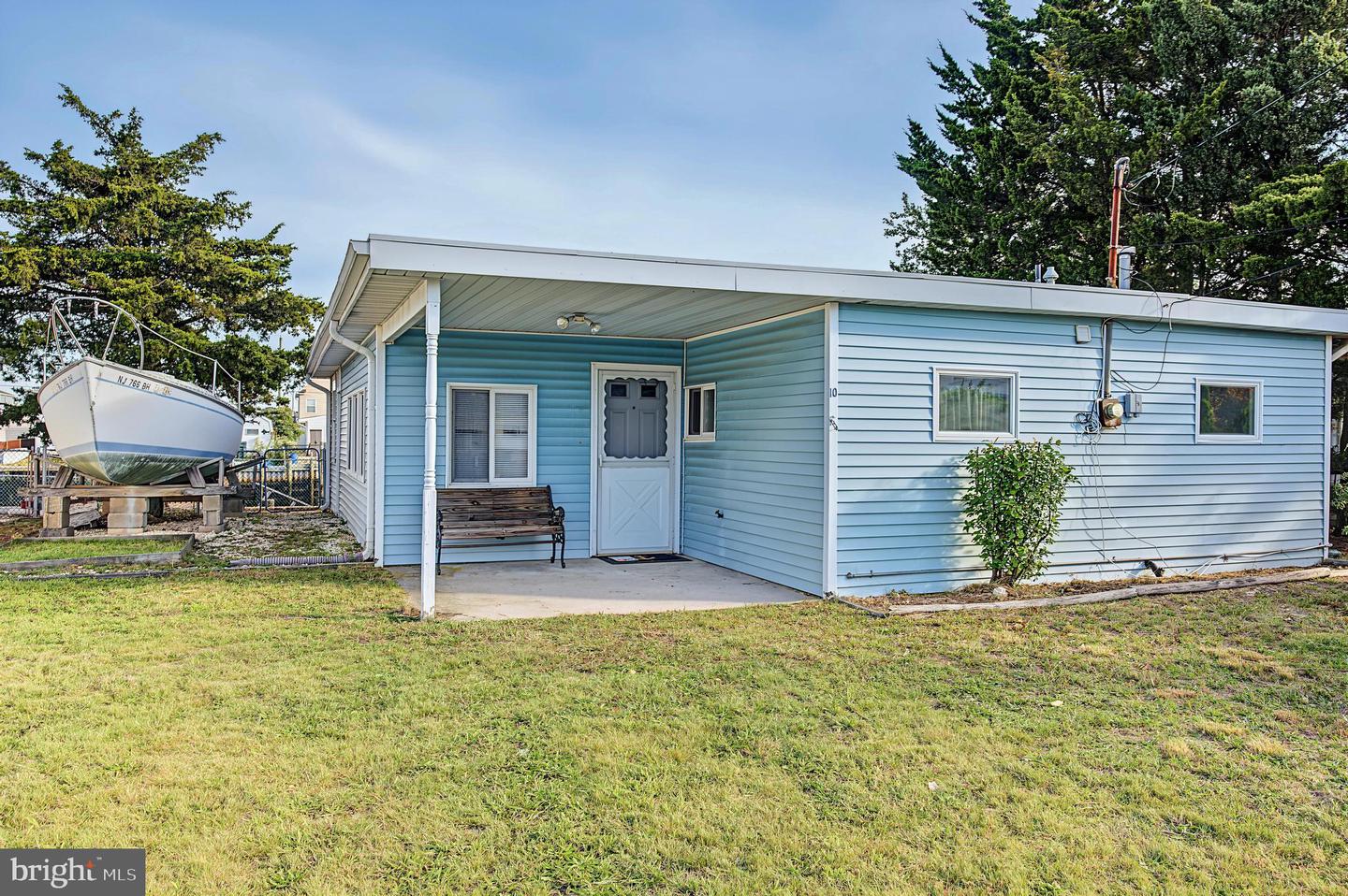 10 W Sail Dr — photo