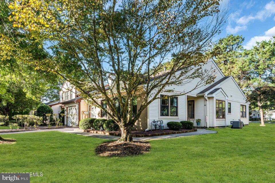 63 Riva Blvd — photo