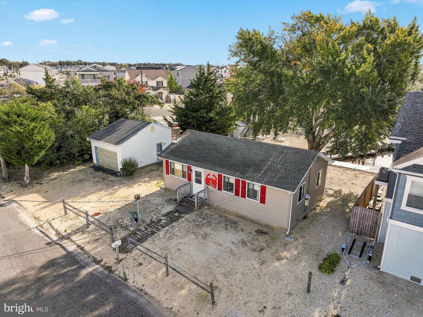 11 Sylvia Ln — photo
