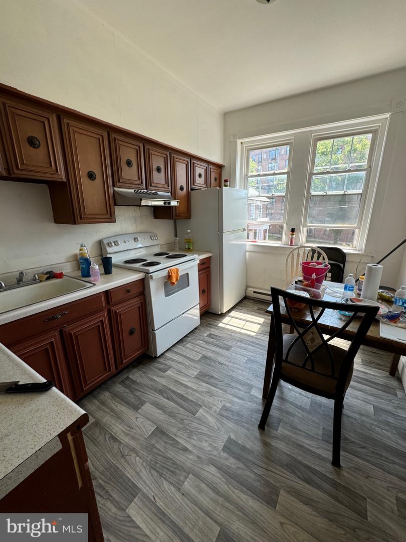 196-198 E Broadway, Salem, NJ 08079 — photo 3
