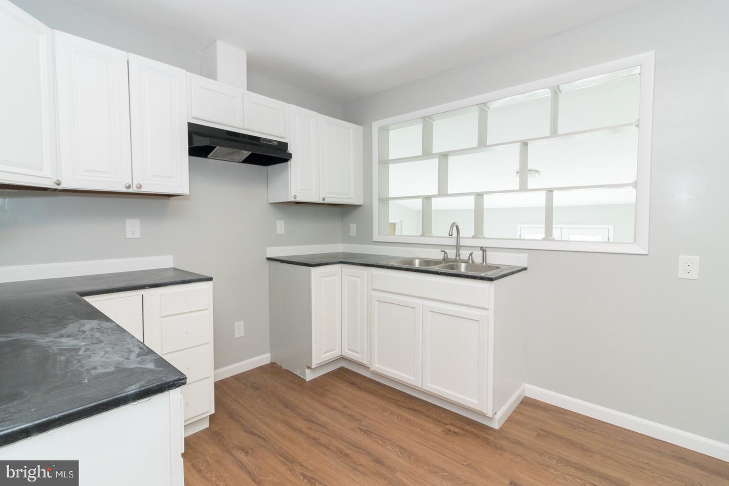 320 Fenwick Road, Pilesgrove, NJ 08098 — photo 2