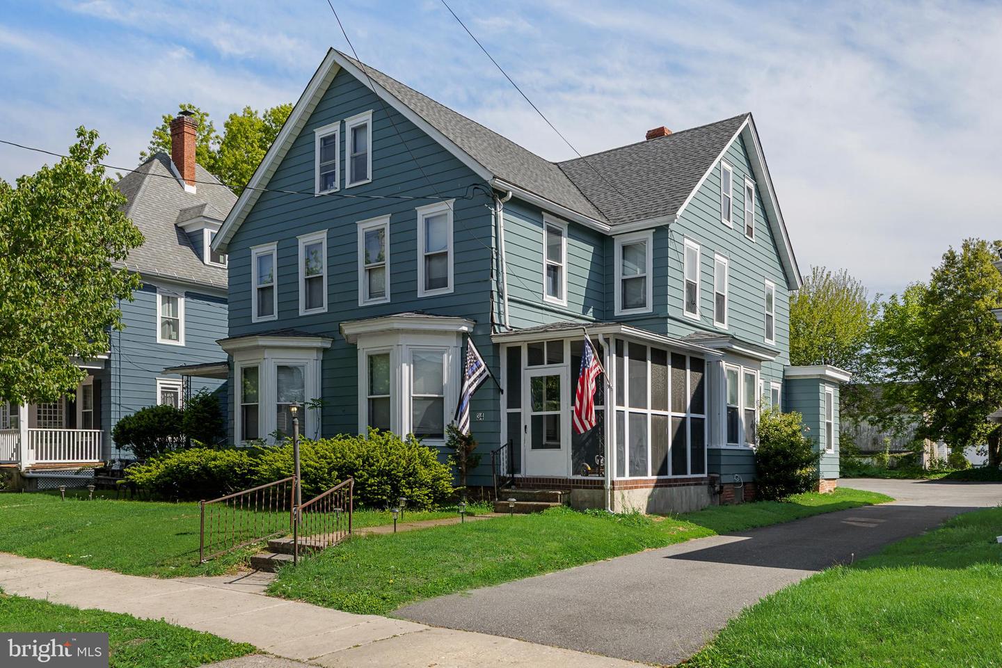 34 Bowen Ave — photo