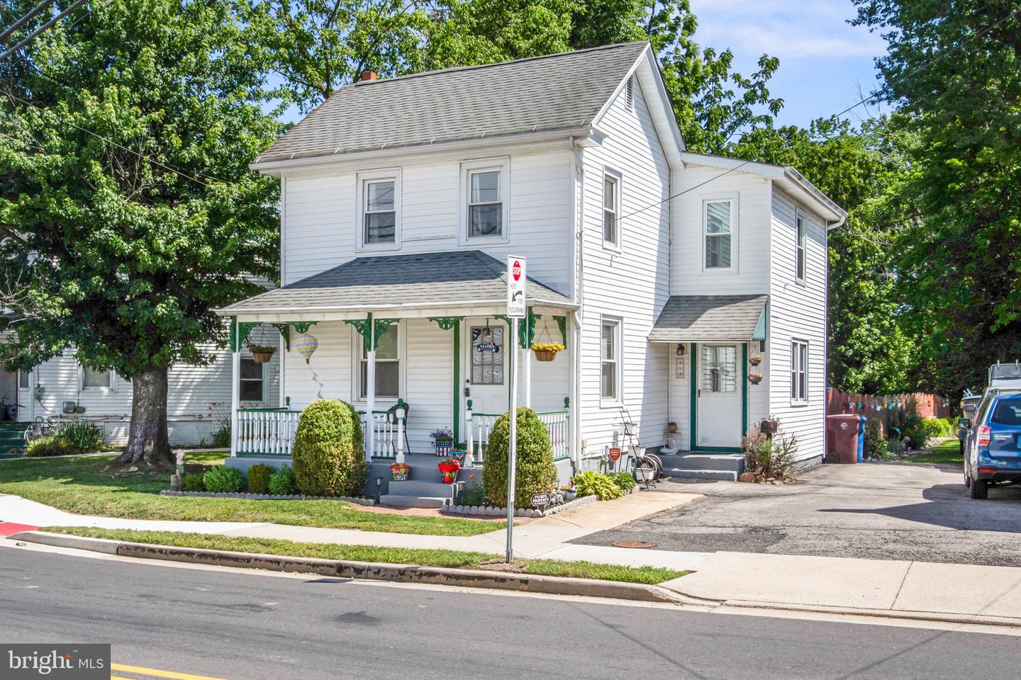 313 S Main St S — photo