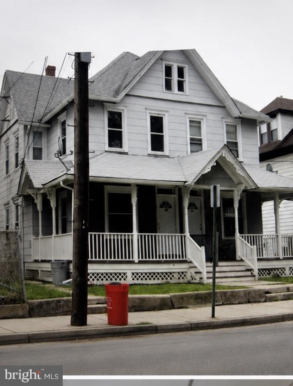 97 S Broad St — photo