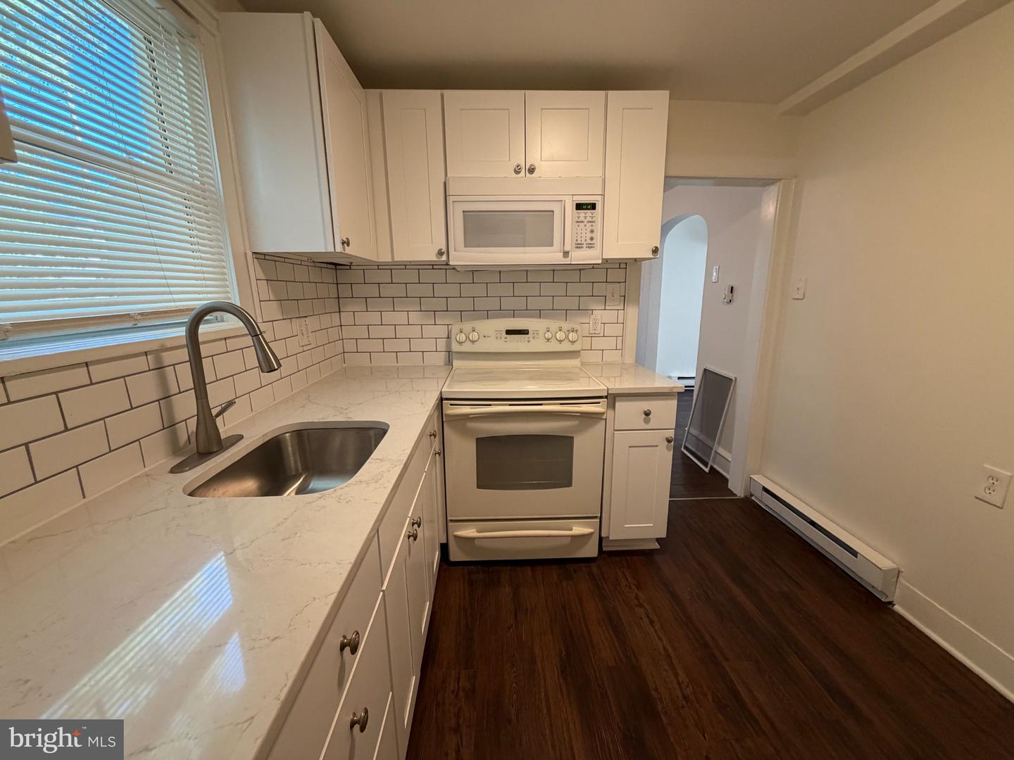 266 Shell Road #B 1, Carneys Point, NJ 08069 — photo 2