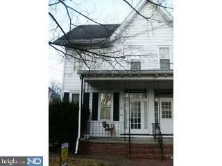 49 Oak Street — photo