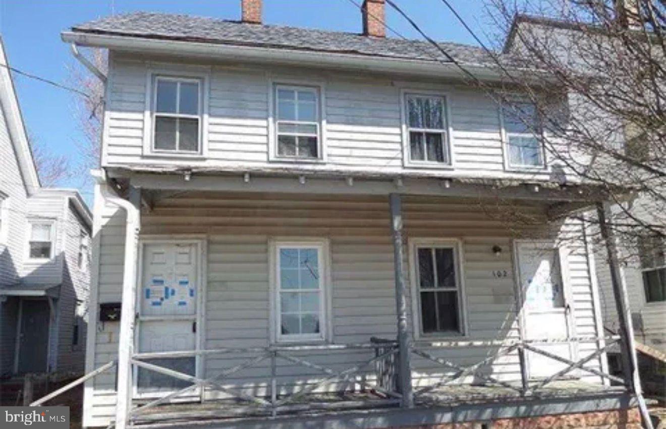 100-102 Thompson St — photo