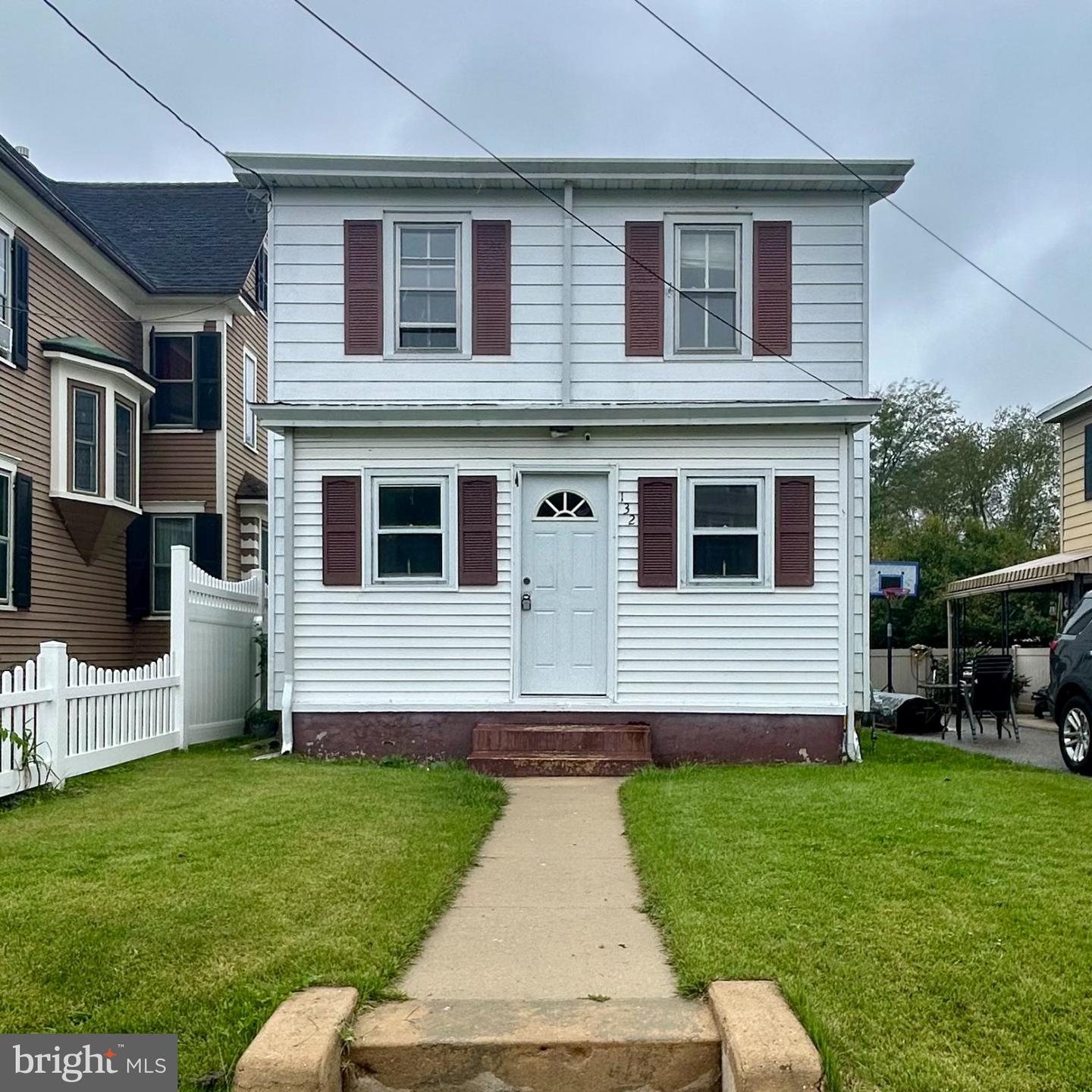 132 S Main St — photo