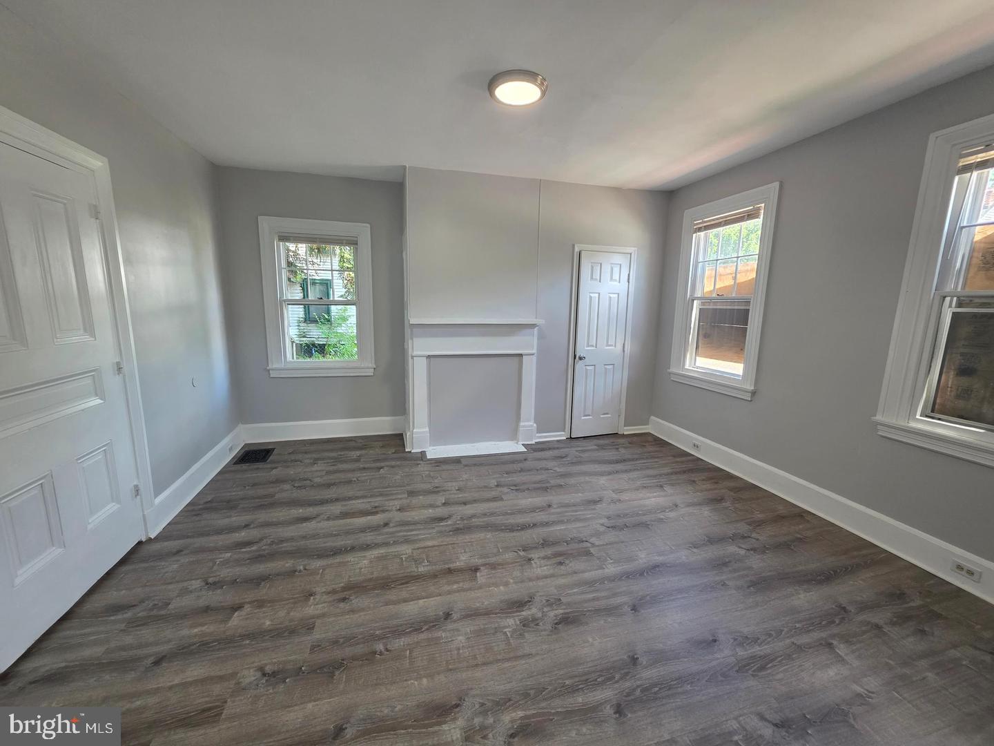 277 E Broadway, Salem, NJ 08079 — photo 2