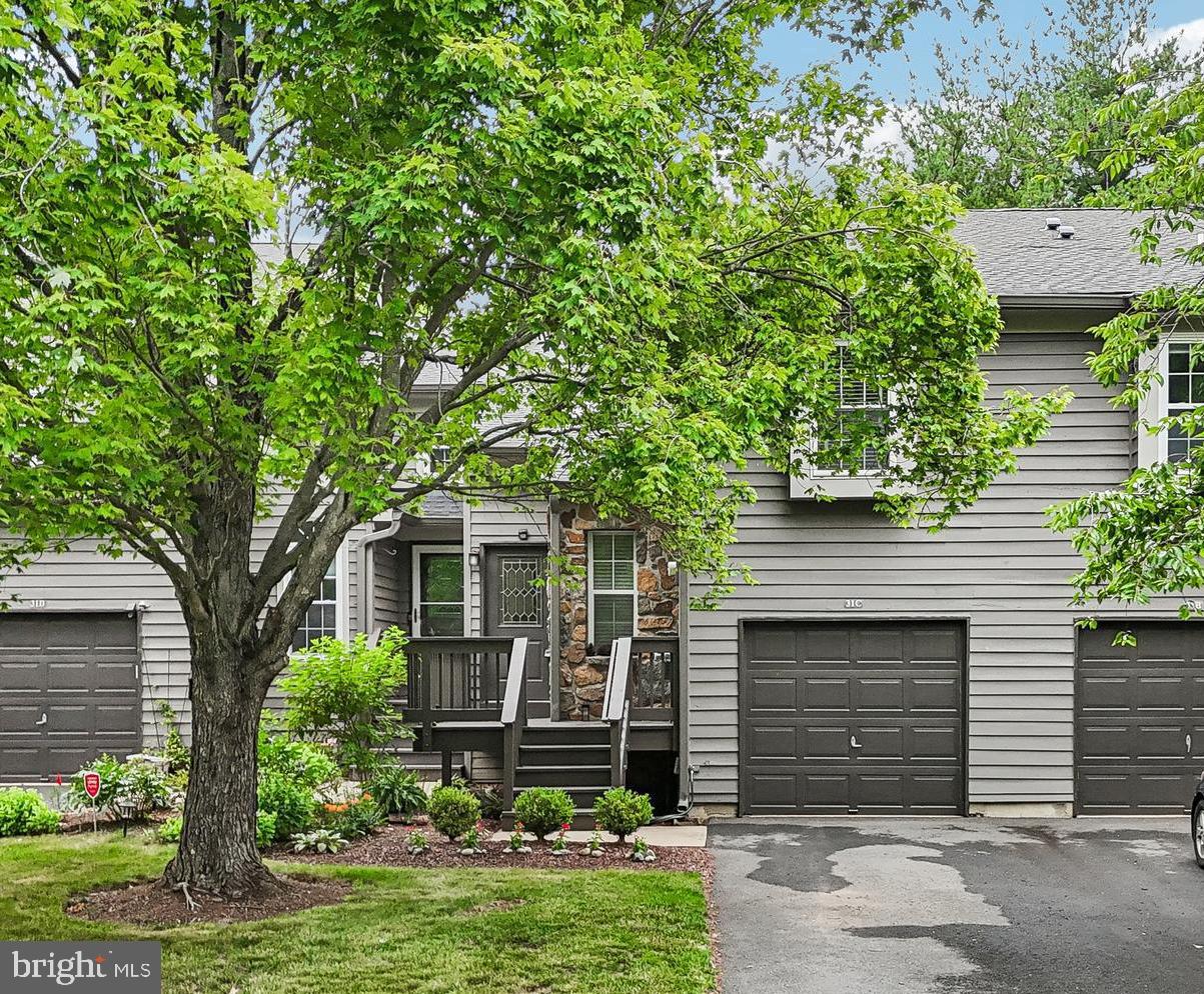 31--C Chicopee Dr — photo