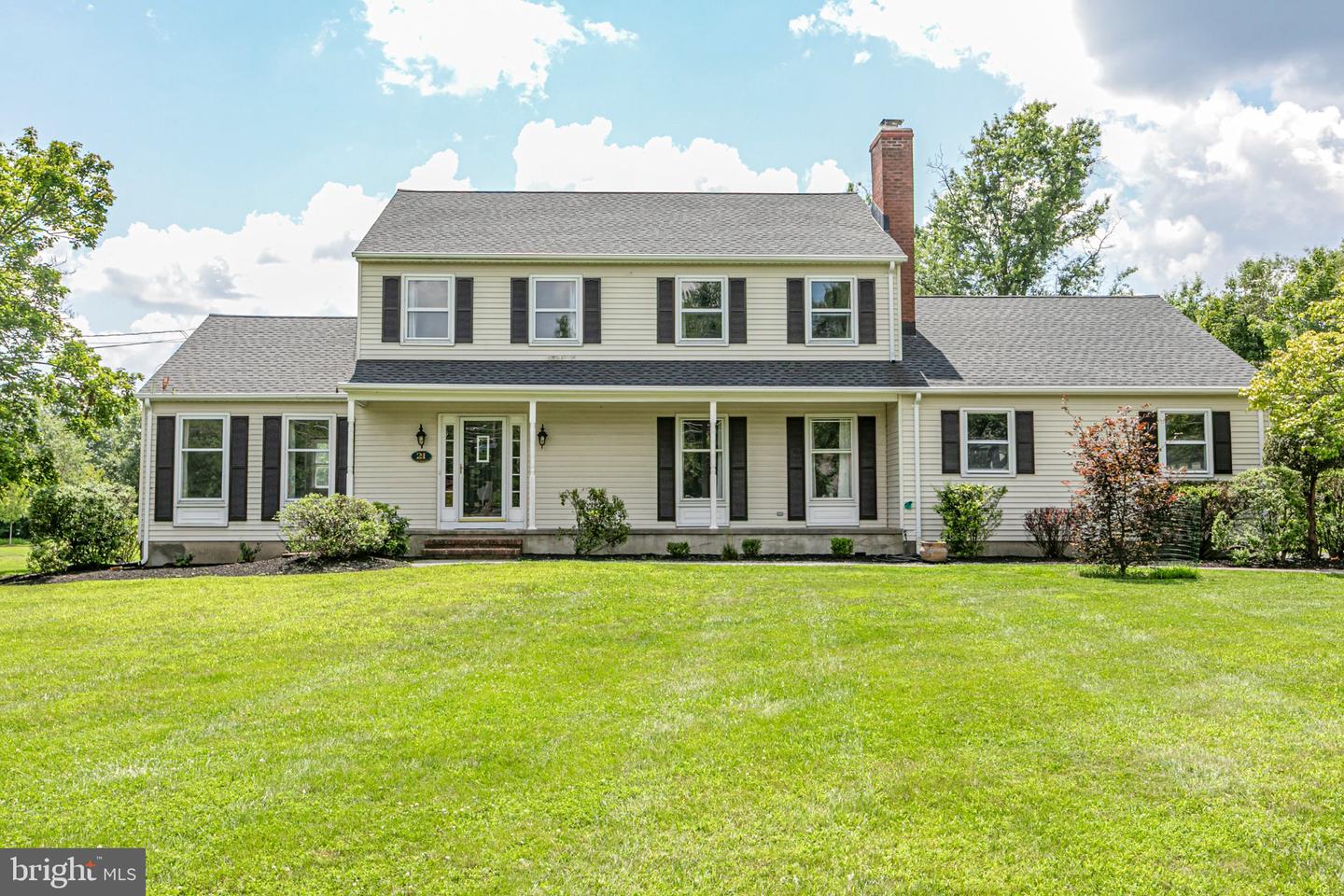 21 Sleepy Hollow Ln — photo
