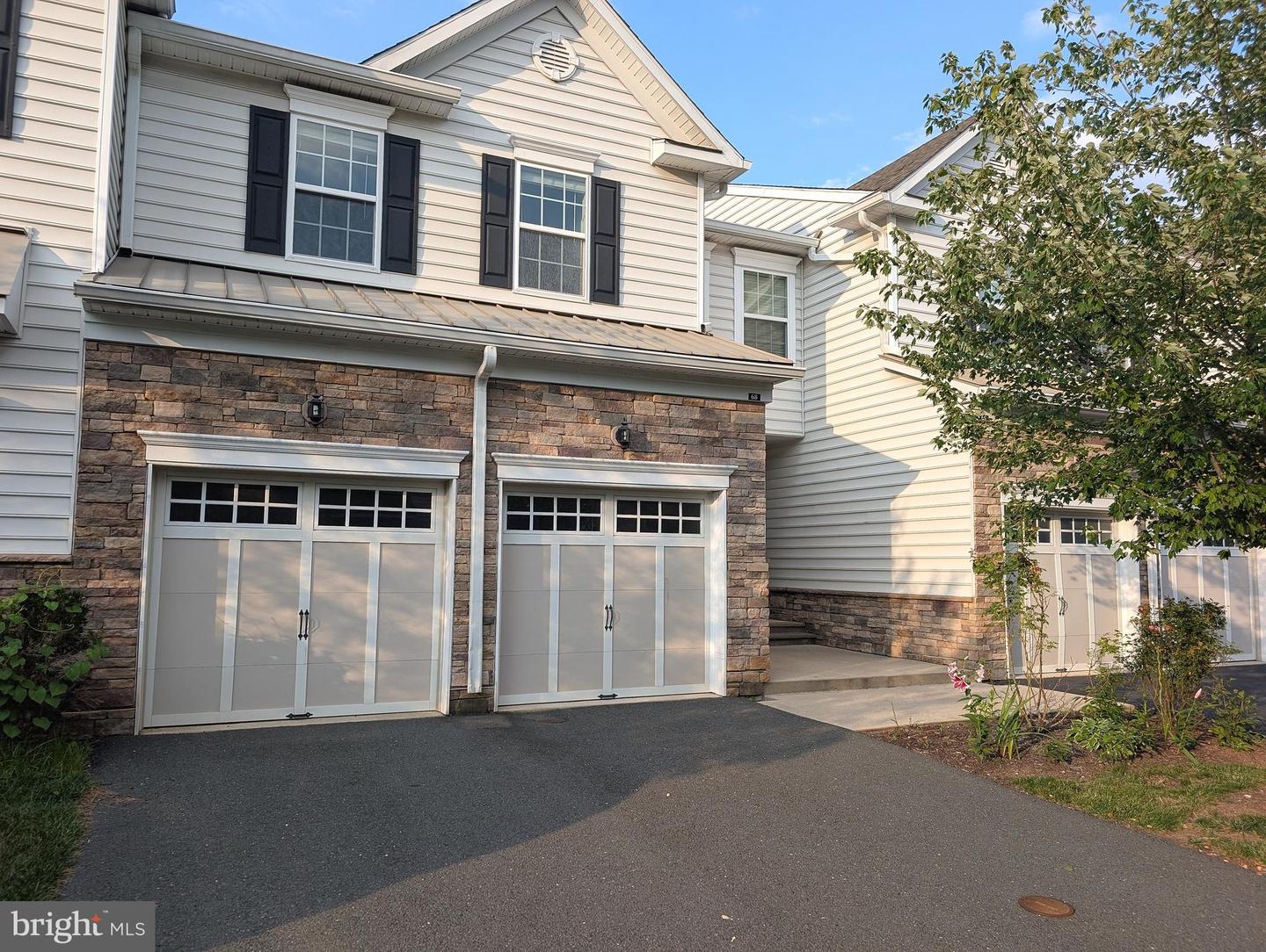 68 Autumn Ln — photo