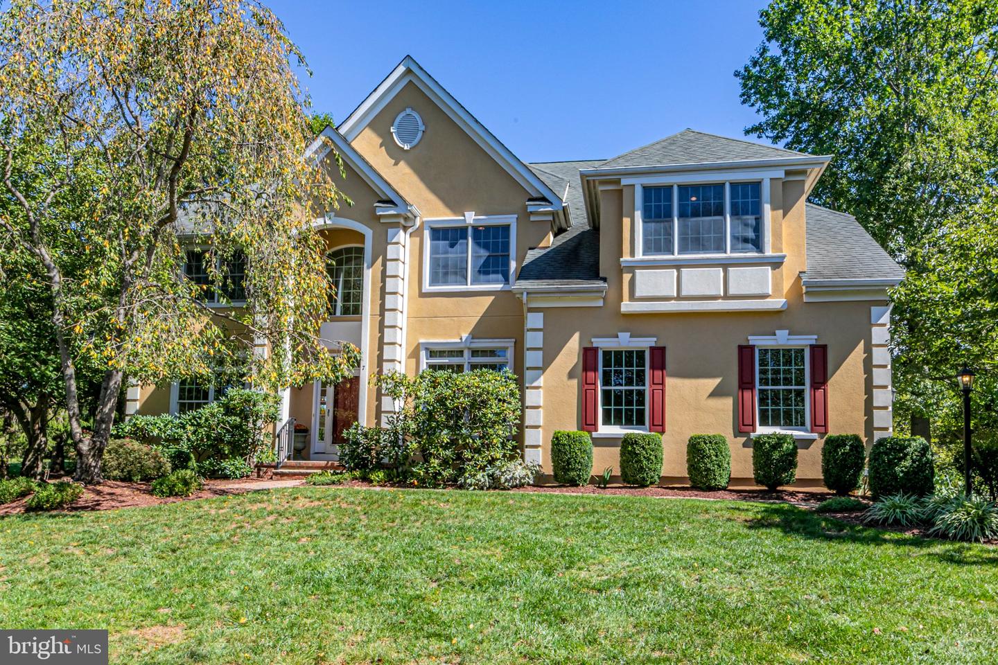 7 Firestone Ct — photo