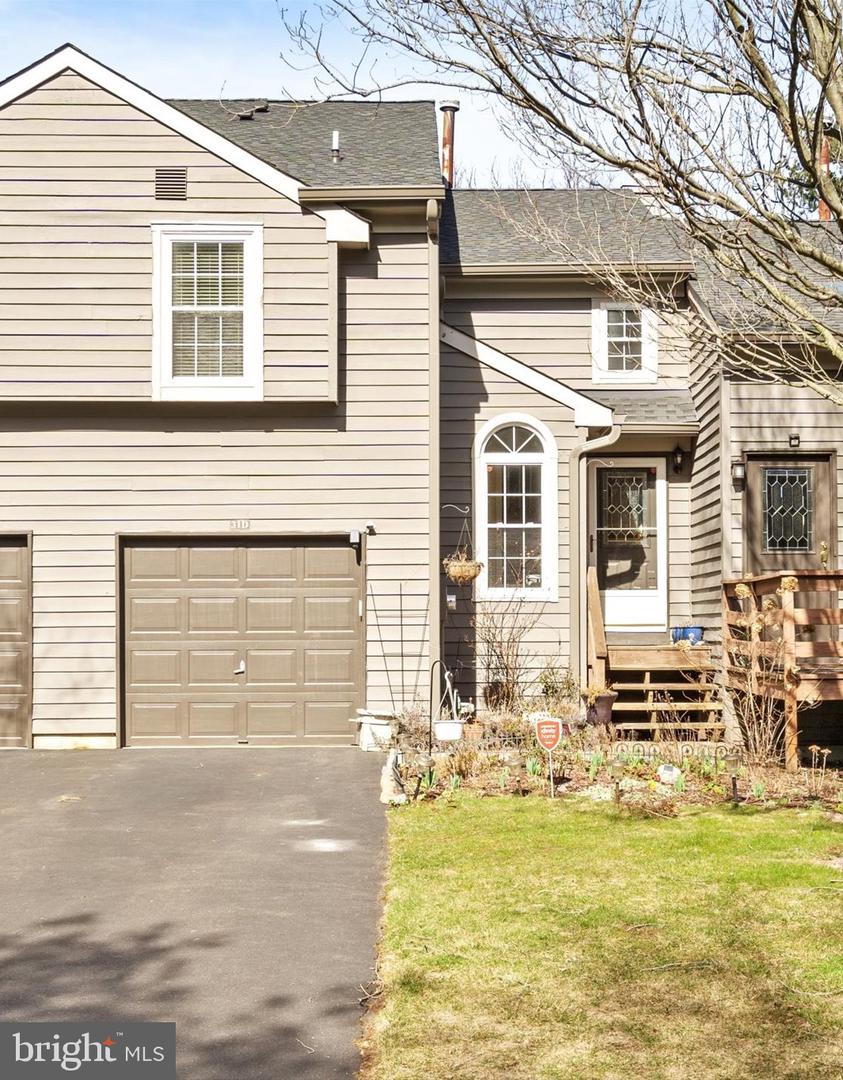 31D Chicopee Dr — photo
